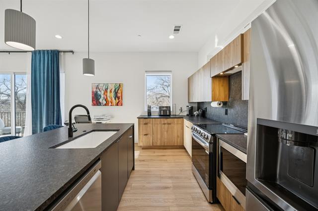 Foto del edificio - 2206 Arroyo Ave