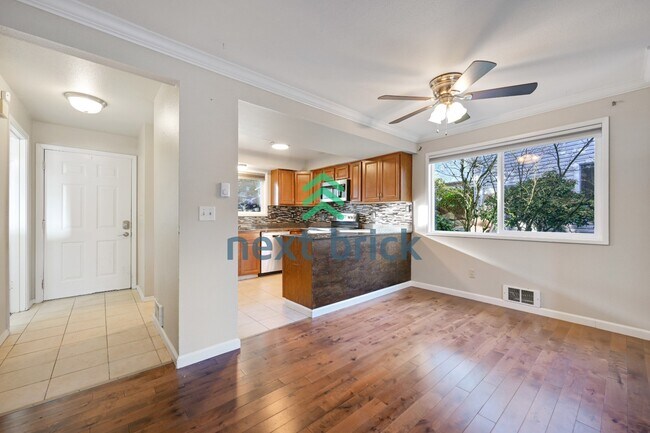 Foto del edificio - A Cozy 3 Bedroom and 2.5 Bathroom Property