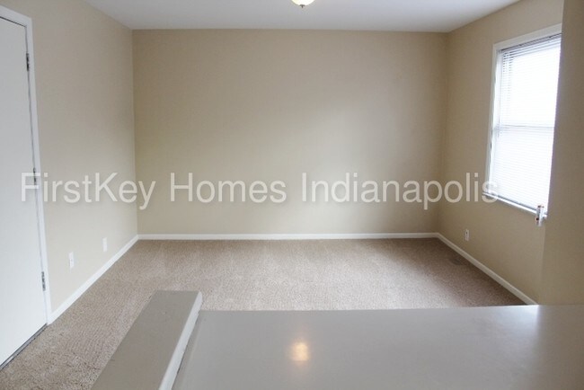 Foto del edificio - 6221 E 52nd Pl