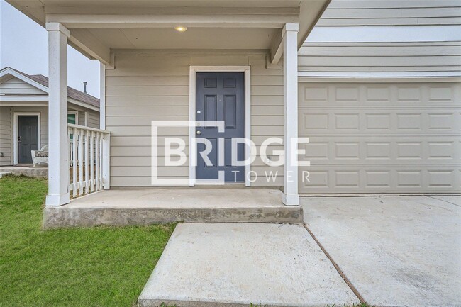 Building Photo - 2439 Lake Hills