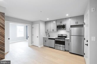 Building Photo - 1707 Rittenhouse Square