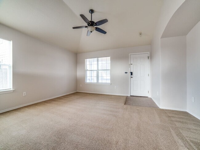 Foto del edificio - 7318 Copper Mdw