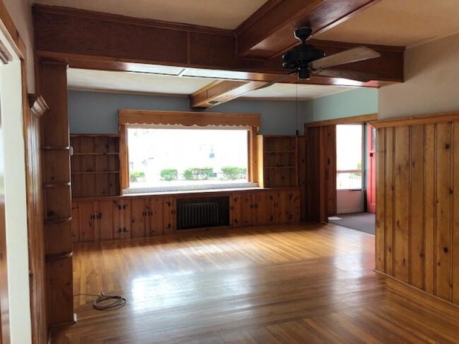 Building Photo - 29 Kelley Ave