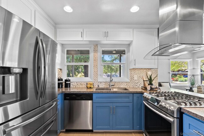 Building Photo - 4899 Circle Dr