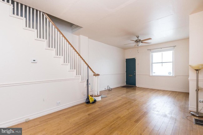 Building Photo - 3182 Aramingo Ave