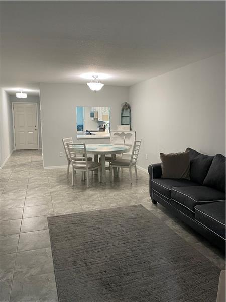 Foto del edificio - 1151 Carlton Ct