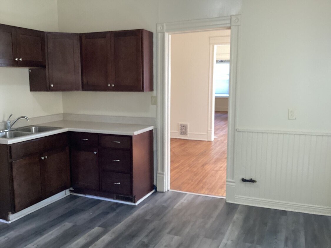 Foto principal - 2477 N Richards St