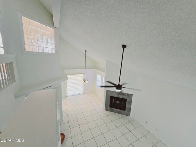 Building Photo - 732 Merriman Dr