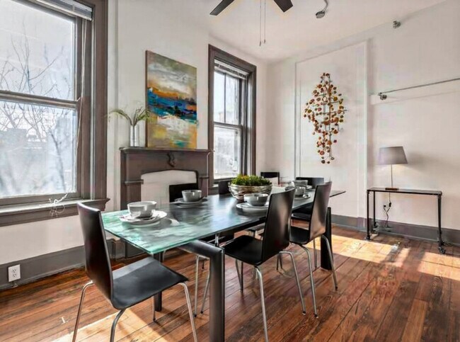 Foto del edificio - 126 E 13th St