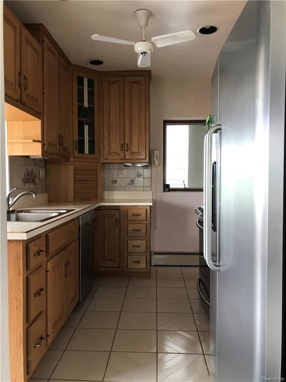 Building Photo - 5436 Putnam Dr