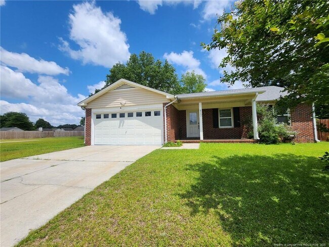 Building Photo - 417 Sparrow Dr