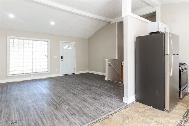Foto del edificio - 4400 Wyatt Rd