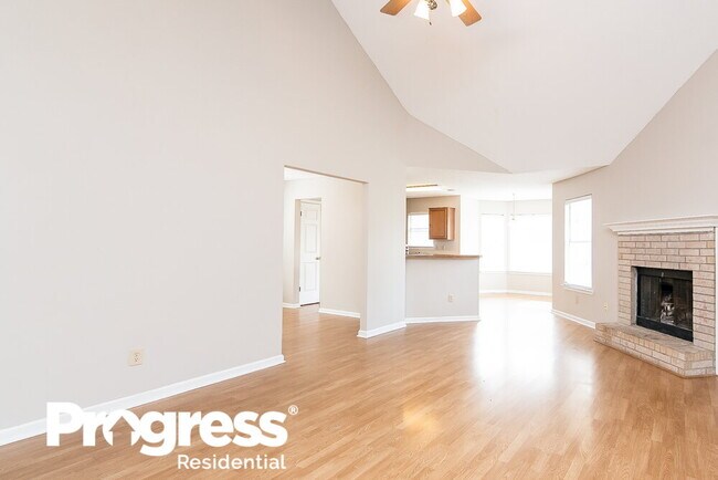 Building Photo - 7117 Puddin Ln