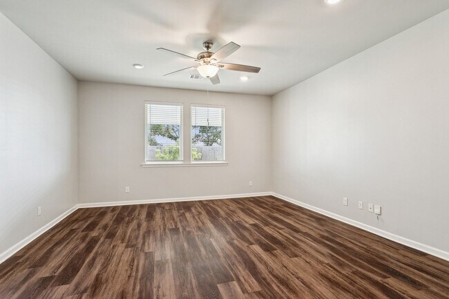 Foto del edificio - Resort-Style Living! 4 Bed/2 Bath Slidell ...