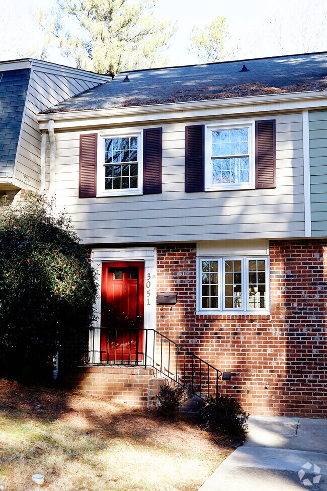 Meredith Townes Apartments for Rent with Washer & Dryer Raleigh, NC