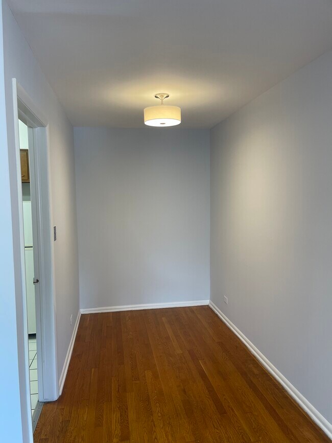 Dining Room - 2906 Central St
