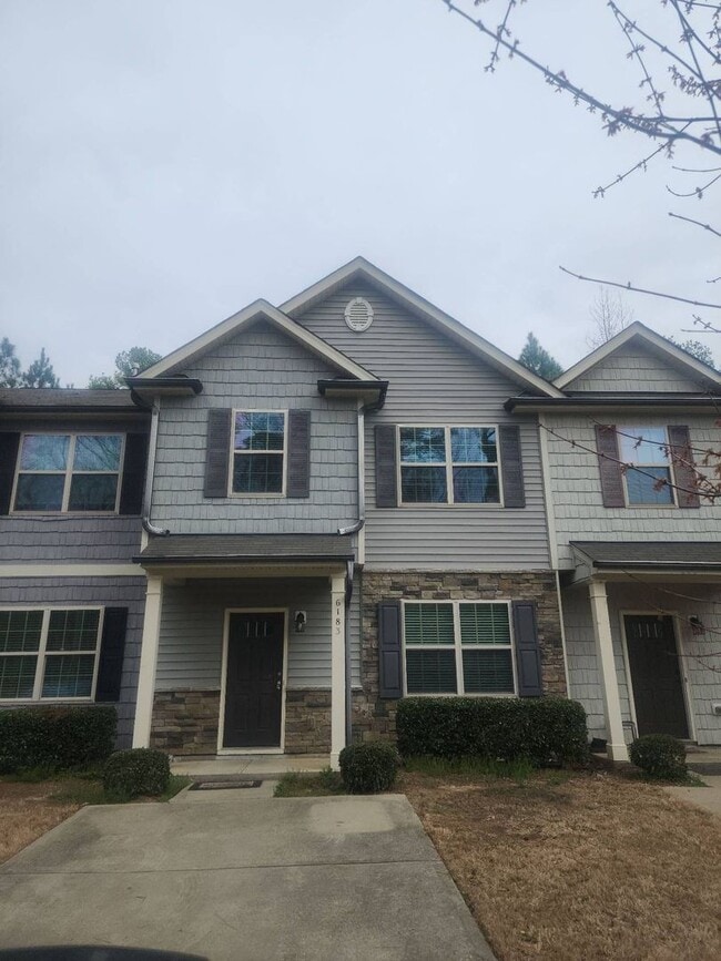 Building Photo - 6183 Neuse Wood Dr