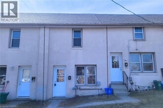 Building Photo - 301 Campbell St