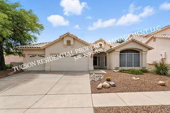 Building Photo - 11399 Silver Pheasant Loop