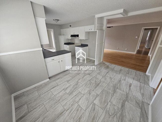 Building Photo - 6151 Haddington Dr