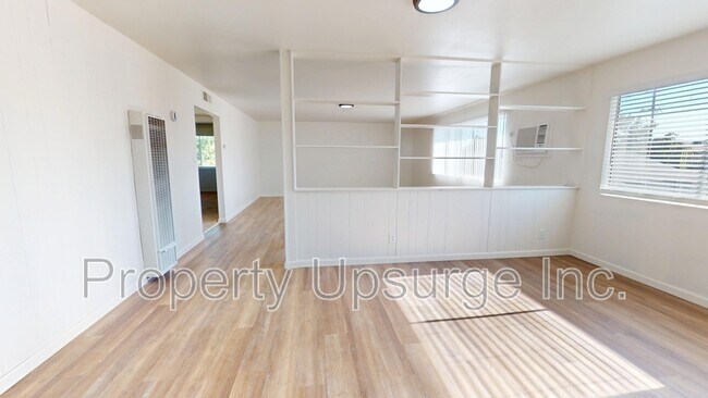 Foto del edificio - 415 Lake Blvd