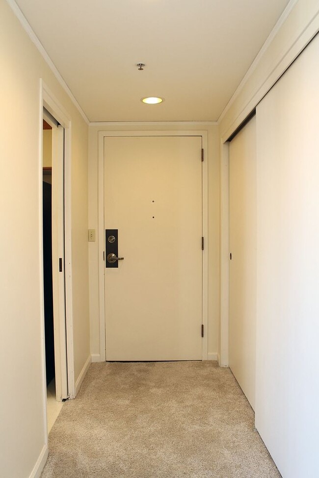 Foto del edificio - 2245 SW Park Pl