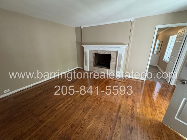 Building Photo - 310 Lullaby Ln
