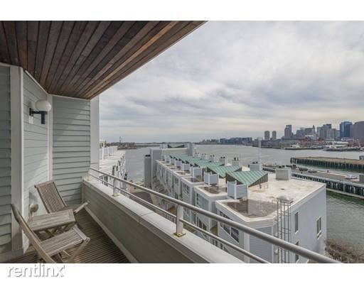 Building Photo - 21 Pier 7