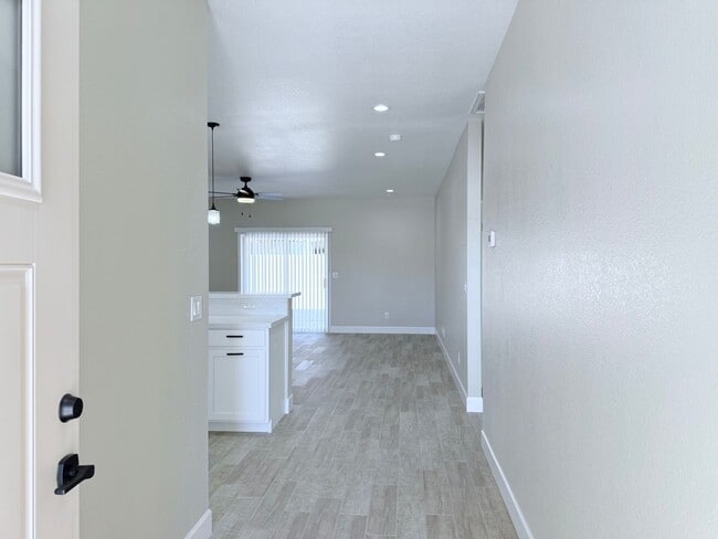 Building Photo - Brand New Home Located in Fort Mohave