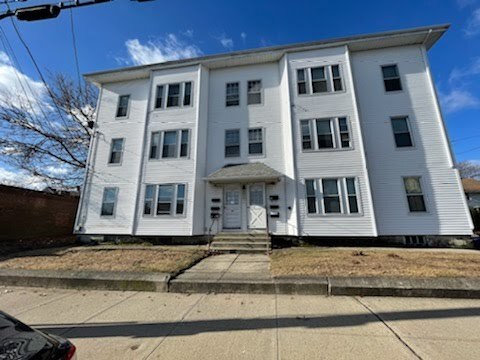 Building Photo - 400 Smithfield Ave