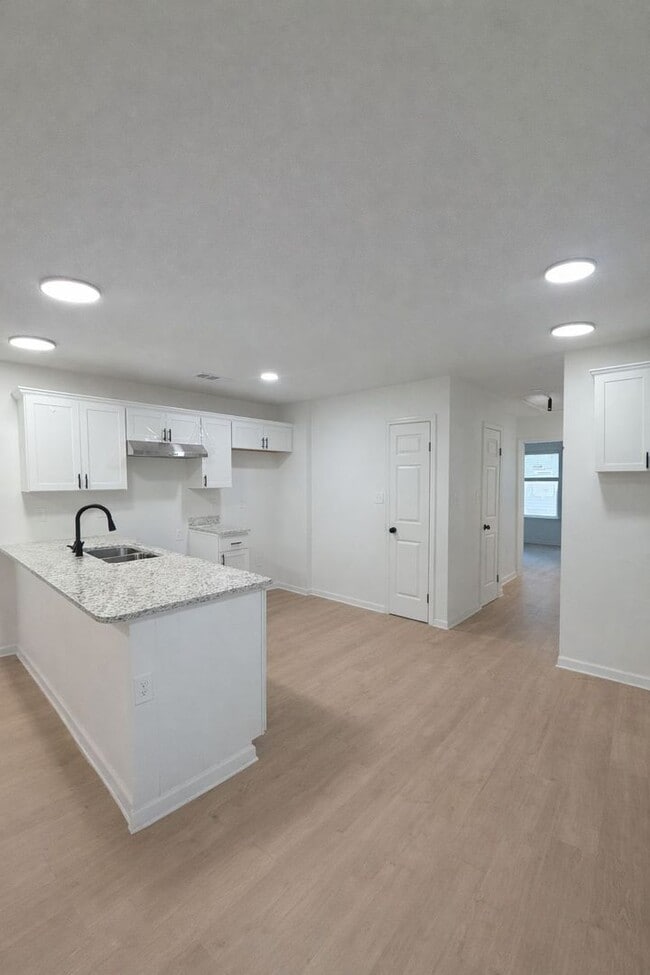 Foto del edificio - New Construction Duplex, 2 Bedroom, 1 Bathroom