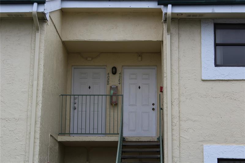 Primary Photo - 4084 NW 87th Ave