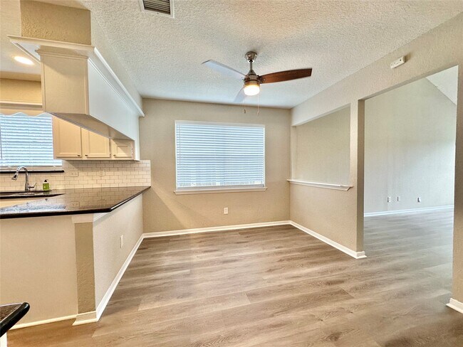 Foto del edificio - 1514 Park Meadow Dr