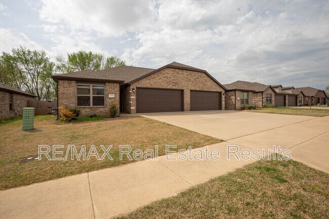 Foto del edificio - 1523 Purple Finch St