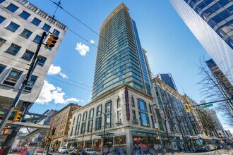 Building Photo - 610 Granville St
