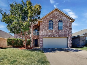 Building Photo - 8200 Dynasty Dr