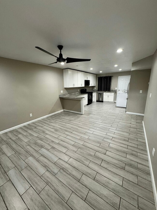 Photo - 1013 East Commonwealth Place, Unit 1 Apartment
