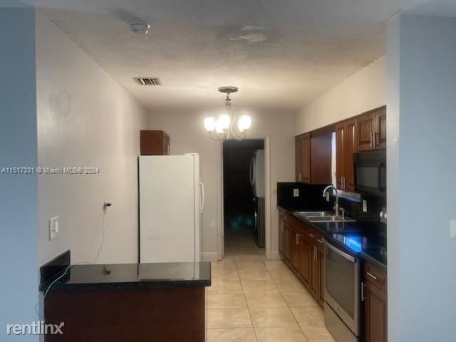Foto del edificio - 4 br, 2 bath House - 4351 SW 18th St