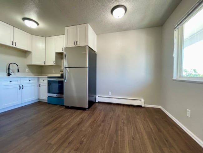 Building Photo - 1275 Winona Ct