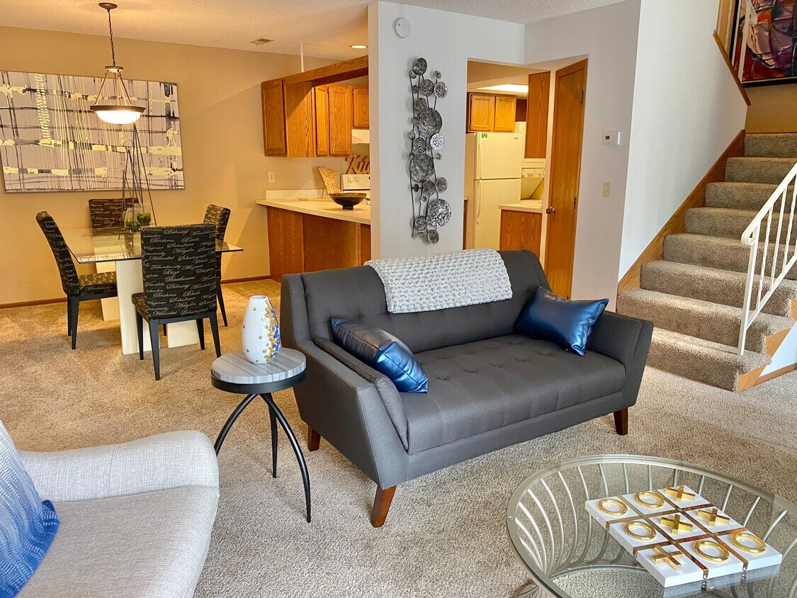 Auburn Rental Townhomes Apartments Hopkins, MN