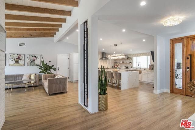 Building Photo - 4821 Heaven Avenue, Los Angeles, CA 91364 ...