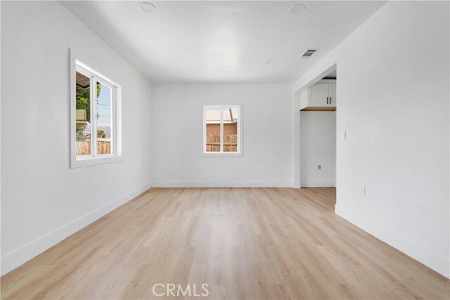 Foto del edificio - 7355 Lynwood Way