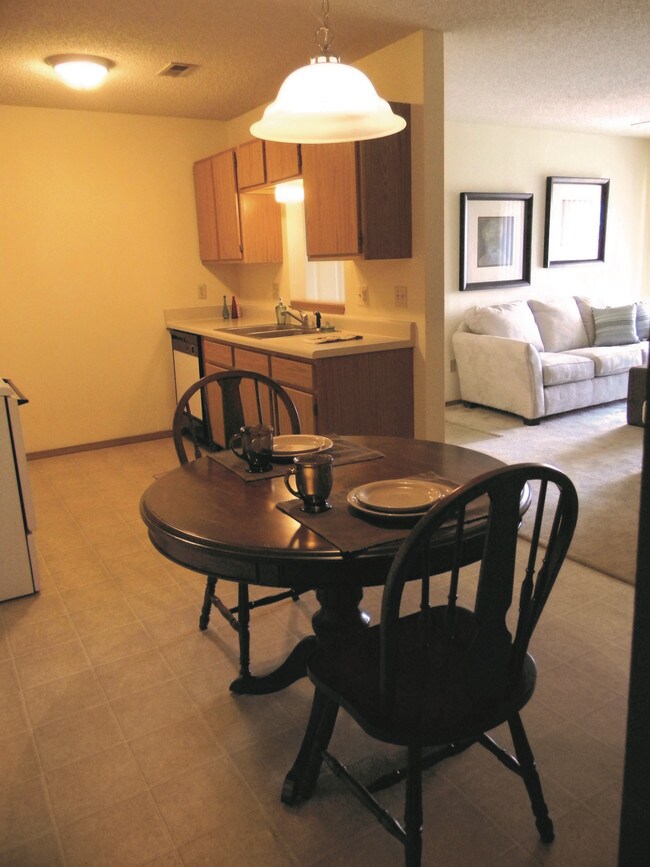 Mountain Boulevard Rentals Ozark, MO