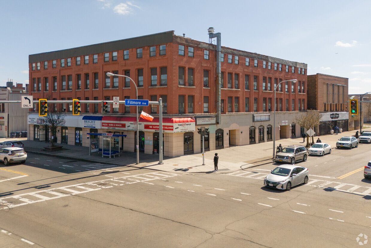 959 Broadway St - Mitchell Square Apartments