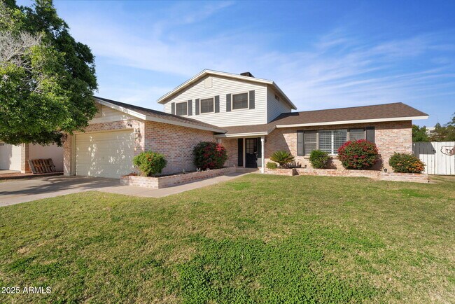 Foto del edificio - 2542 W Nopal Ave