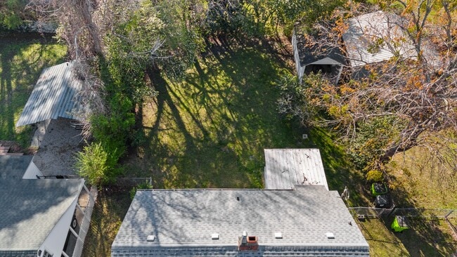 Foto del edificio - 607 Watson Ave