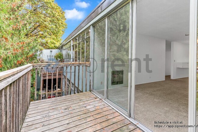 Foto del edificio - 2745 NW Pettygrove St