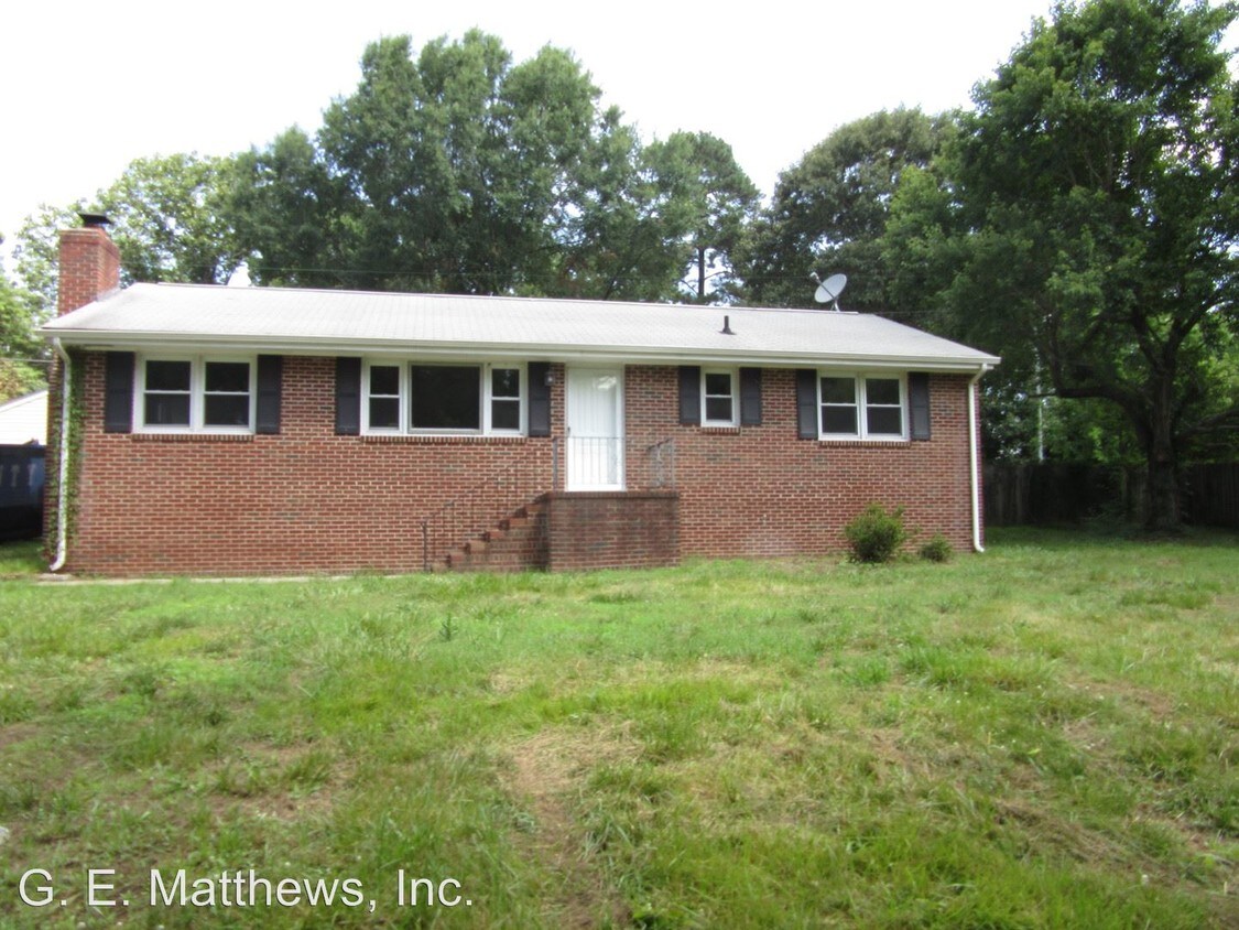 Primary Photo - 20202 River Rd