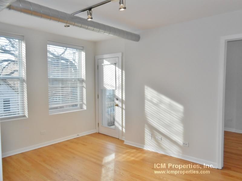 Foto principal - 2520 W Leland Ave