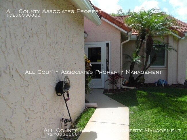Foto del edificio - Beautiful Fully Furnished 55+ Golf Community!